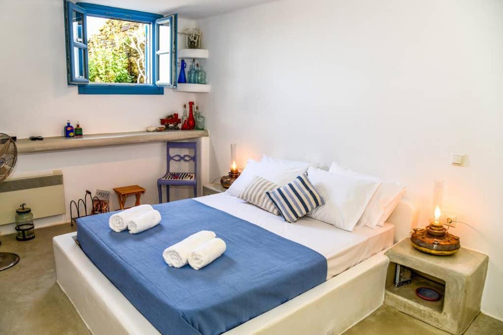 Villa Niloya Kythnos Loutrá 외부 사진