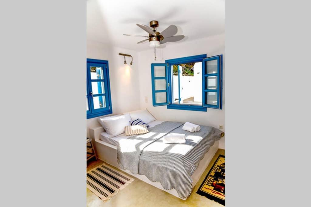Villa Niloya Kythnos Loutrá 외부 사진